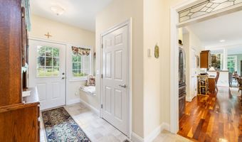 117 Chippenwood Ln, Bristol, CT 06010