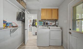 125 Meadowview Ave, Absecon, NJ 08201
