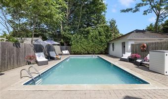 7 Pleasant Vw, Jamestown, RI 02835