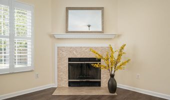 1951 Tawney Ln, Avon, IN 46123