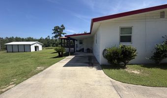 379 Lakepoint Rd, Alford, FL 32420