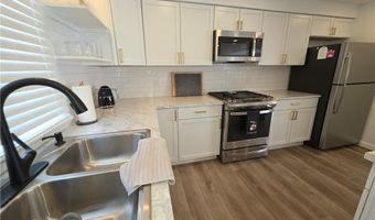 39 Allendale Ave, North Providence, RI 02911