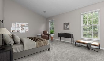660 Village Green Blvd E, Adams Twp., PA 16046