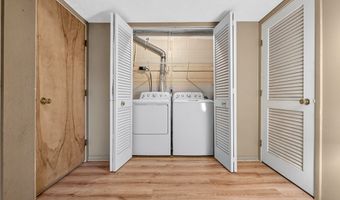 824 S Chillicothe Rd 11, Aurora, OH 44202