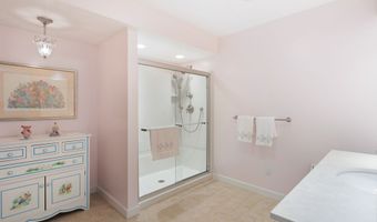 44 Hale Ln, Darien, CT 06820