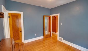 301 E 7th St, Alton, IL 62002