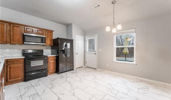 802 SW Green World St, Bentonville, AR 72712