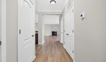 41895 CATHEDRAL VALLEY Sq 401, Aldie, VA 20105