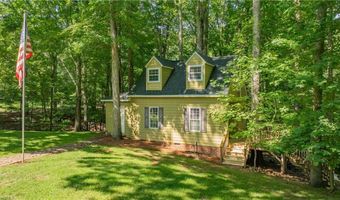 1018 Viewmont Dr, Asheboro, NC 27205