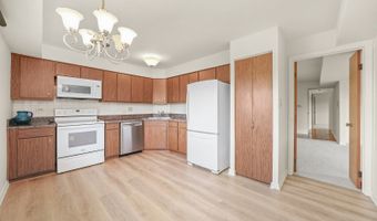 1025 S Fernandez Ave 4C, Arlington Heights, IL 60005