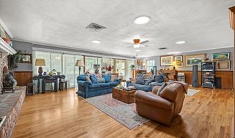 295 FRANCES Cir, Altamonte Springs, FL 32701