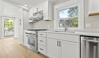 26 Binford Rd, Standish, ME 04084