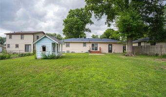 825 SE 4th St, Ankeny, IA 50021