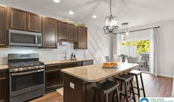 312 Redclover Ln, Allentown, PA 18104