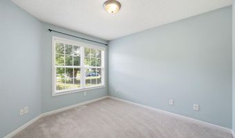 145 Pecan Ln, Aberdeen, NC 28315
