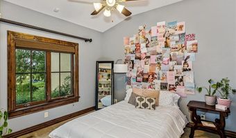 1302 E Bluestem Ct, Andover, KS 67002