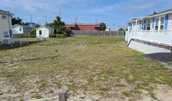 308 W Bogue Blvd, Atlantic Beach, NC 28512