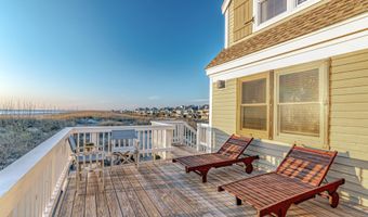 308 S Bald Head Wynd, Bald Head Island, NC 28461