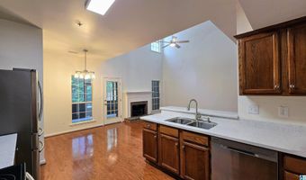 132 TIMBERLEAF Cir, Alabaster, AL 35007