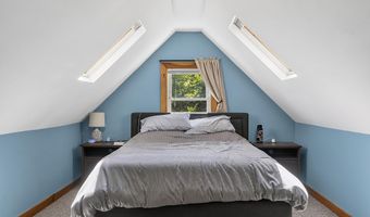 691 Eastern Ave, Augusta, ME 04330