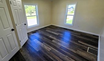 1014 Eckart Ave, Auburn, IN 46706