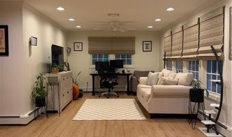 3720 Division Rd, East Greenwich, RI 02818