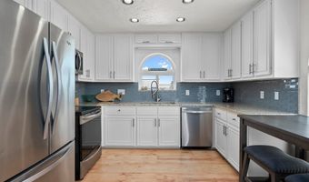 109 Tarpon Ct, Aransas Pass, TX 78336