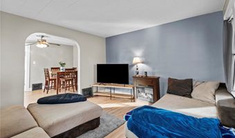 640 Plainfield Rd, Akron, OH 44312