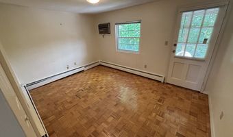 90 Washington Park Dr 1, Andover, MA 01810