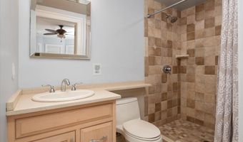 238 KING GEORGE St, Annapolis, MD 21401