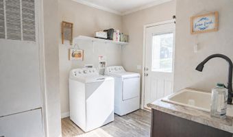 23706 Us 160, Alton, MO 65606