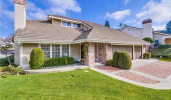 530 S Scout Trl, Anaheim, CA 92807