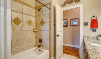 142 Meadow Arbor Dr, Weatherford, TX 76085