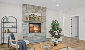 315 Lakefront Dr, Anderson, SC 29626