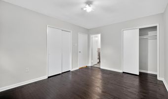 2321 ALTAMONT Pl SE 103, Washington, DC 20020
