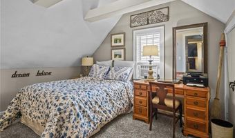 27 King St, East Greenwich, RI 02818