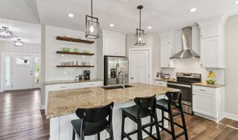 24261 Trail Ridge Ct, Adel, IA 50003