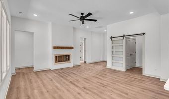 318 Rockers Dr, Baldwin City, KS 66006