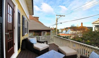 75 Pelham St C, Newport, RI 02840