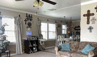 813 W Mann Ave, Artesia, NM 88210