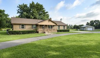 8409 Carrie Dr, Benton, AR 72019