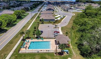 208 SUMMERSHORE Dr, Auburndale, FL 33823