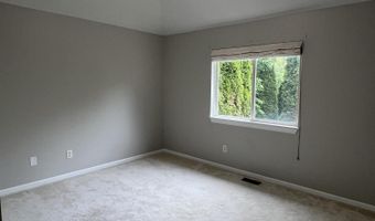 3381 Cromwell Rd, Ann Arbor, MI 48105