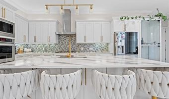 1706 Warwick Cir, Ardmore, OK 73401