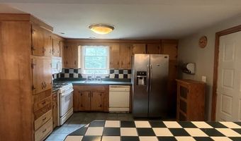 46 Queensland Rd, Billerica, MA 01862