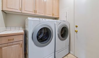 8188 Horseshoe Bend Ln, Las Vegas, NV 89113