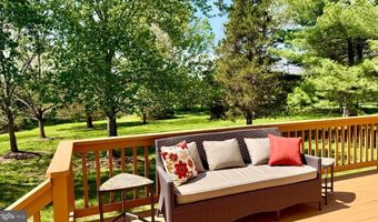 26 POLING FARM Ct, Belle Mead, NJ 08502