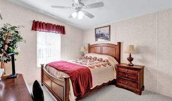 318 Macadamia Dr, Barefoot Bay, FL 32976