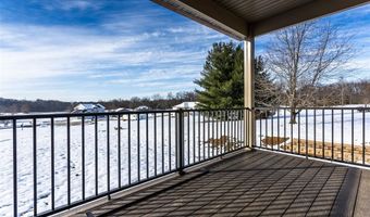 9 Fairway Ct, Alton, IL 62002