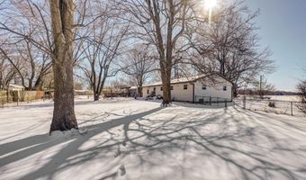 667 W Elm St, Aurora, MO 65605